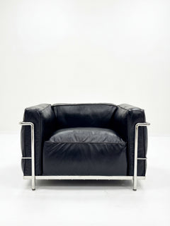 Fauteuil Grand Confort Moderniste – Cuir Véritable & Structure Chromée